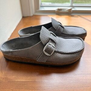 Birkenstock Womens Grey Leather Clog Mule with Buckle